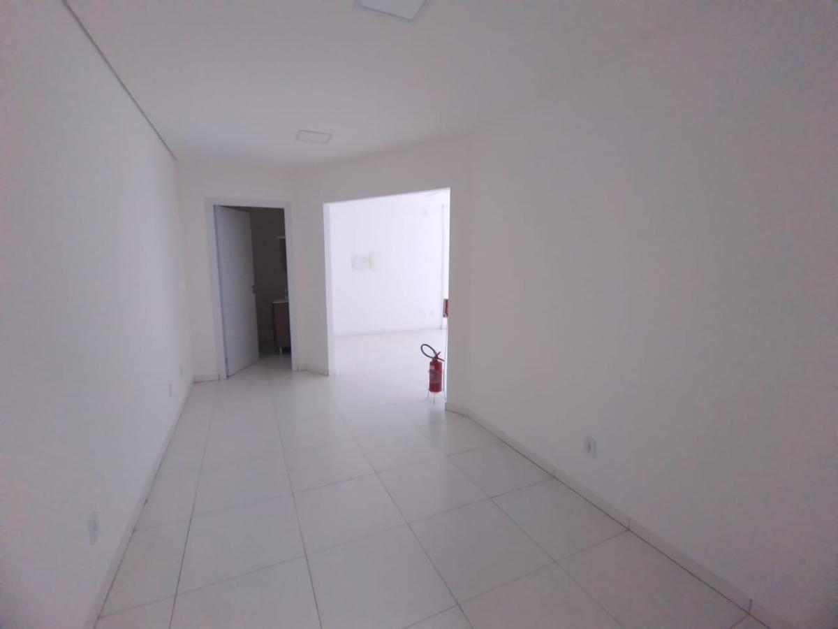 Sala Comercial de 65m² no bairro CENTRO, em Guabiruba | Eu Corretor