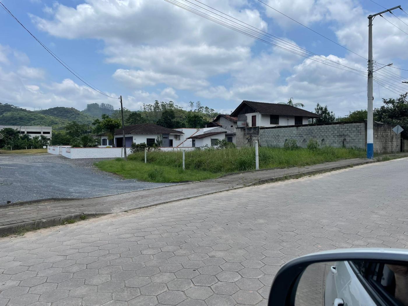 Lote/Terreno de 300m² no bairro Guabiruba Sul, em Guabiruba | Eu Corretor