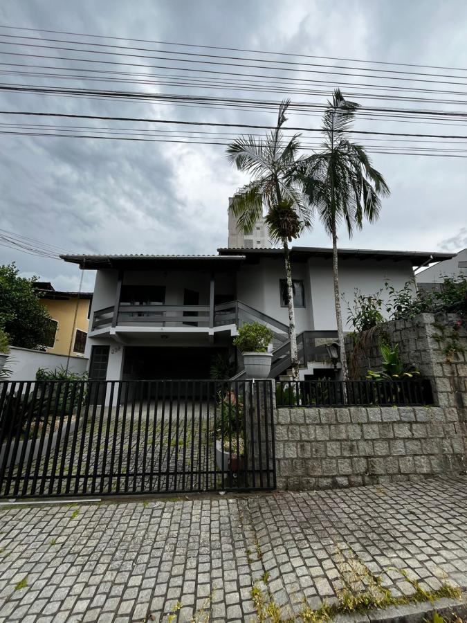 Casa de 6 quartos, no bairro CENTRO, em Brusque | Eu Corretor